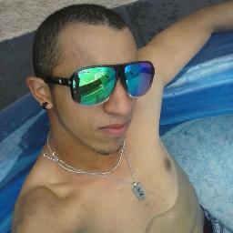 Eu sou aquele que menos faz diferença saber quem eu sou, Sou eu mesmo #