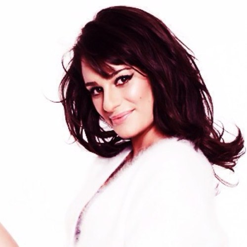 Hey its lea michele I ❤my hot 6'3 canadian boyfriend @ForeverLeas he's amazing and we respect each other ❤ ( RP, and I can also be Rachel)