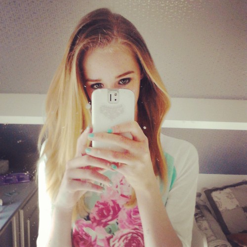 // brammie* i'm blond so what* love life* ywf bitches*