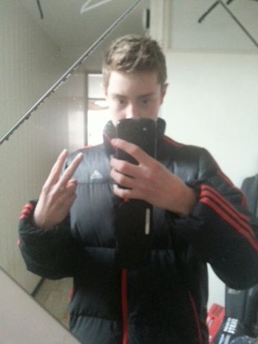 I15 jaartjes scalamolenwatering 4MC!!!!feyenoord rotterdam!!!! Sc botlek b3 bro @HeyIkBenReggie_