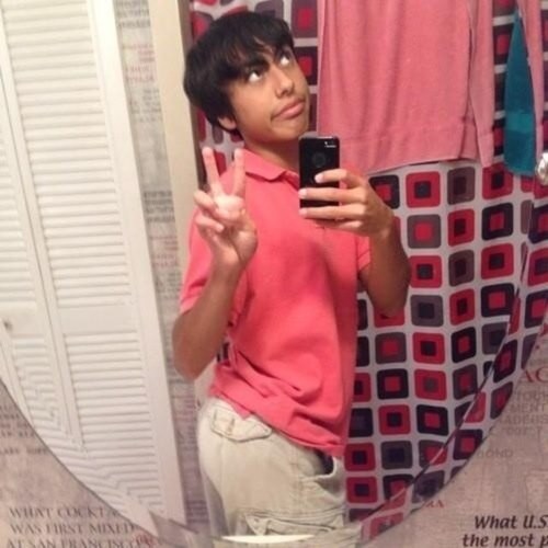 keonis_fans's profile picture. KEONI I LUV YOU SO MUCH! You mean so much to me!:)))) #GoLakers #LakeShow #LakerNation #kobe #bryant #24 Peace luv keoni