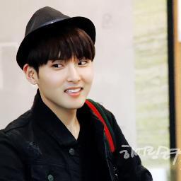 gue orang ganteng! yang liat bio gua ? jadi couple gua siap-siap di jedorrrrr ...