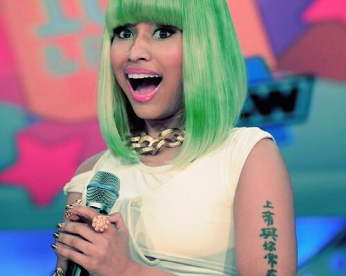 13,Italy! @onedirection and @NICKIMINAJ are my life!! I also love Justin Bieber,Rihanna,Katy Perry and Selena Gomez!!Follow me❤❤