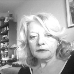 desbruyeres's profile picture. BONJOUR JE SUIS BEATRICE J ADORE TWITTER VENNE ME REJOINDRE