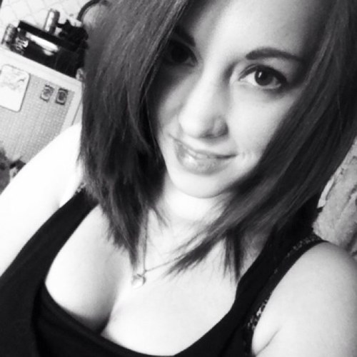 I'm 27, sarcastic & newly married, and loving my life thanks to the wonderful people in it :) *I’m the mom friend...you need anything? It’s all in my purse*