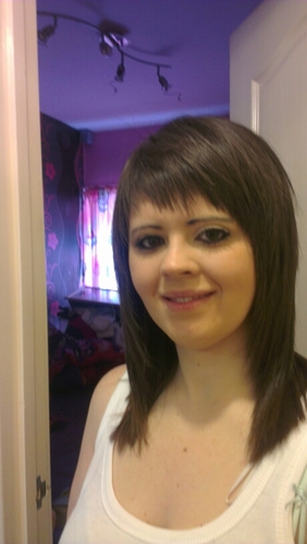 teszthetiger's profile picture. 