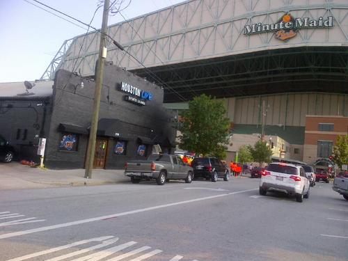 Houston Live Sports Bar 209 Jackson