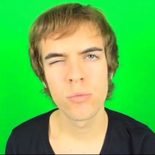 Im obsessed with youtubers (@jacksfilms mostly) DEADMAU5 FTW I love video games Im a girl Jack tweeted me Thurs. Dec 26th, 2012 @ 11:44PM I MET JACK 2/21/13