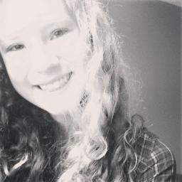 #1 directioner. luvs nutella. married to nando's. and a little bit crazy. :) xoxo (follow me I follow back :) xoxo)