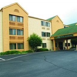 I am Antony  Rodnay From United States and welcomes you to Hotels in Ocean City Maryland. provide you the most desirable services here.