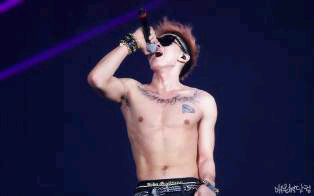 ลีฮยอกแจอึนฮยอกเหงือกคนหล่อฟอลมาคุยกันได้นะครับ^^