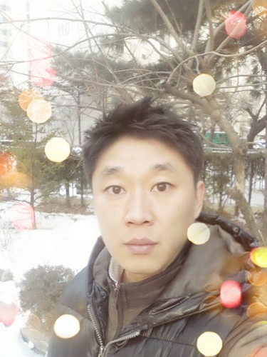1976년에태어나 여직잘살고있는 건강한남자임니다~^^아기때부터카톨릭이었담니다