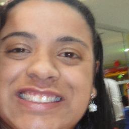 Missionaria Mobilizadora da Junta de Missões Mundias, amo pessoas, amo a minha família, amo servir a Deus.
