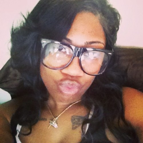 GlamKween's profile picture. Follow me on IG @kween_firstladiee
Two ppl I've NEVER met..a bitch like me & a nigga i need