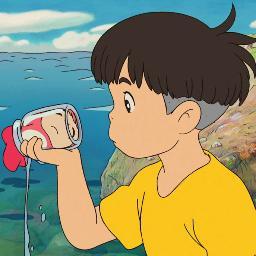 girorosong's profile picture. 사유하는 글을 조심스럽게 씁니다