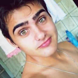 Vem me pega e saberá o que é bom, vem! 

http://t.co/52z8sKntFj
