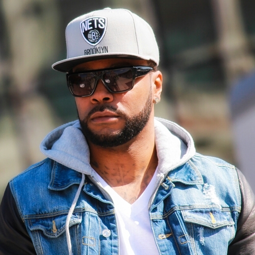 Huggin Money Ent.  CEO/Artist/Song Writer I Built My Brand N Created A Wave... #DapMe!