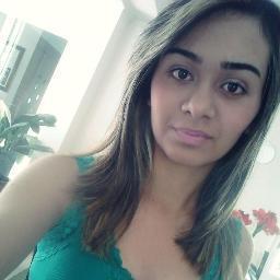 Só quero a paz de um sorriso sem razão.