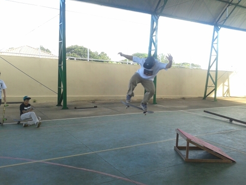 Skate, Musica, Amigos, Familia e Charlie Brown Jr. ♥