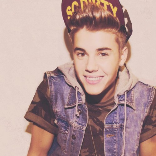 well basically im a girl belieber, justin is my world! Belieber since'09 We beliebers love justin so much #followyourdream justin please follow me!