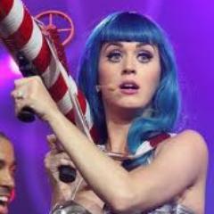 hi i love katy perry u may have guessed. 
#EMOKATYCAT