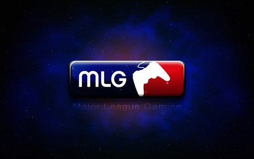 Youtube: http://t.co/HUR2eHxMY6 I upload league play, tips and tricks, and trickshotting.