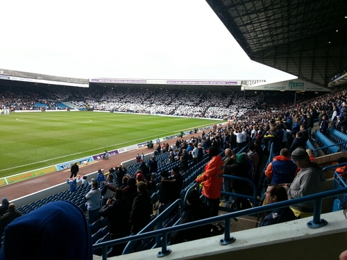 nicklufc71's profile picture. marching on together