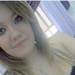 ~ Mee seguee, te sigoo de voolta concertezaa (: