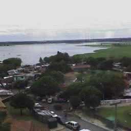 Doctor en Sociologia, docente en universidades de Brasil y Paraguay. Es periodista. Especialista en gestión y participación y del Observatório de las Metropolis