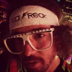 OfficialRedFoo's profile picture. 