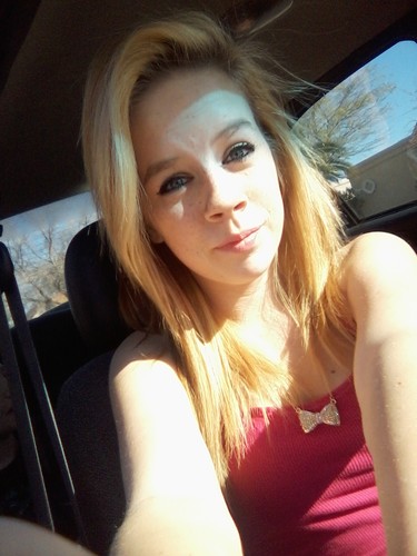 ArizonaBabbyy's profile picture. 17, Taken  ♡  NCHS....
Love doesn't make things easier. It just makes them worth fighting for.