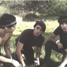 If you're not a member of the janoskians one direction or Niall Horan then idc