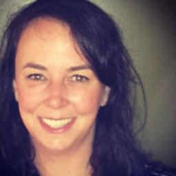 Tech-loving story teller & connector. Lucky marketer spreading the Salesforce Platform love, previously #TrailblazerCommunity and #AppExchange.