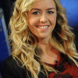 Compte presque officiel d'Enora Malagré, chroniqueuse de #TPMP, caillera blonde et reine des grandes gueules.  Je follow back. #TeamEnora