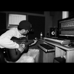 @TimePiecePromo producer. Hip-Hop, Regaetton, Pop, and R&B. #TeamFollowBack