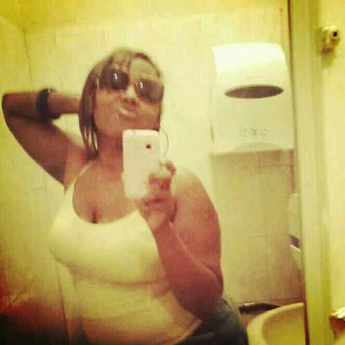 mirelyscora3's profile picture. 