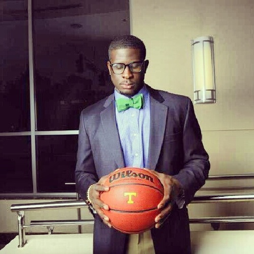 DaVinci242's profile picture. At the intersection where dreams meet reality.