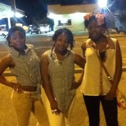 - Bi | Single|  Living My Life To The Fullest|Young && Gett'n It | !! Follow Me && My Bestiees @Meishawww !