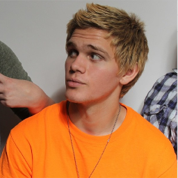 CJtheDJFans's profile picture. This page is not run by cj and is not an impersonation of cj the dj.