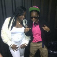 Monique  (@monzo35) 's Twitter Profile