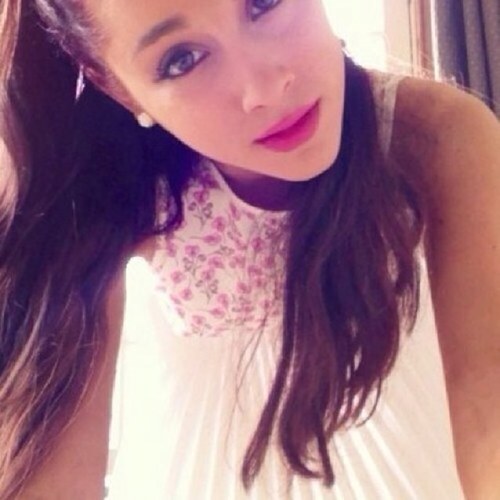 Ariana is everything to me. Forever supporting Selena & Ariana ♡