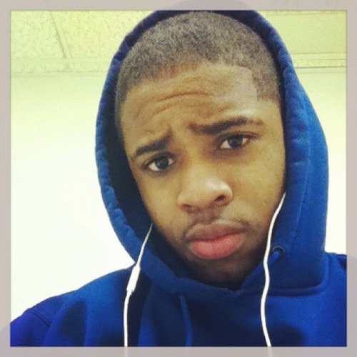 No need for a bio.. Follow me ill fb!