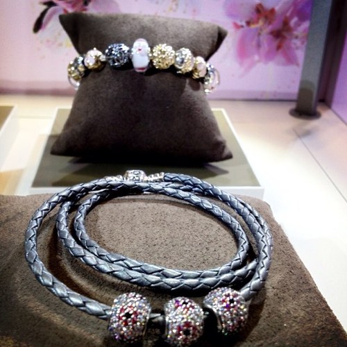 Express the art of you at Pandora Southcentre!! #yyc #calgary #pandora