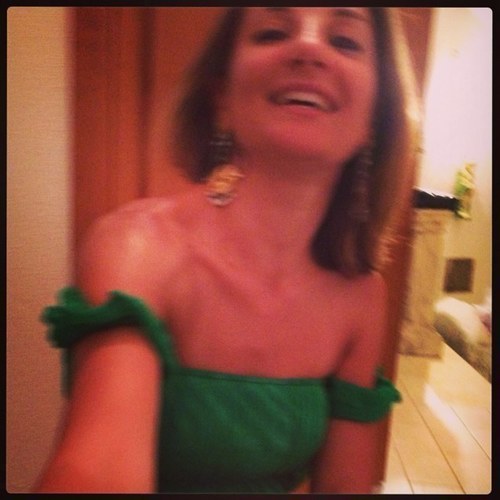 elisami's profile picture. 