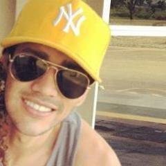 Obrigada ìdolo, por me fazer sorrir a cada dia,e o motivo de toda a minha alegria é vc.@Gusttavo_lima https://t.co/MA0fVE7Th8