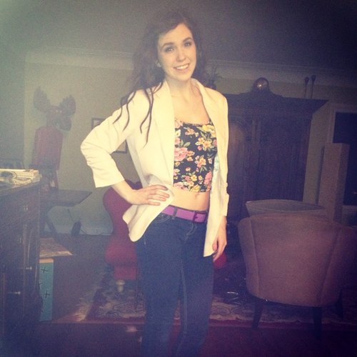 Follow my twwiiittaaa ! Saskgirl and Ridergirl :) Follow my instagram : bananarenbrian123