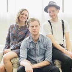 Offical FanSite for the Lumineers
Come here to obsess over their greatness
lumineers.fansite@gmail.com
