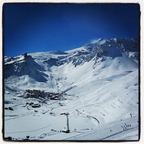 General photos and info from Tignes, occasionally Val d'Isere.