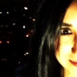 psicologa con rasgos obsesivos, amante de la vida, me gustan los tacos y el sushi de anguila, me como las uñas y no confio en la gente q sonrie todo el tiempo!