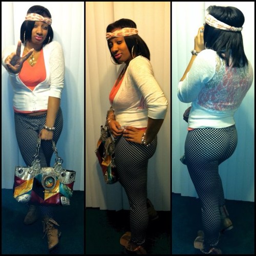 - Sade , NY T2 PA , Colleqe ; #TeamJamaica #LibraGANG ; ALWAYS Catch Me On The Scene  ! It's #FollowMe && Im #TeamFollowBack. ' #Simple !